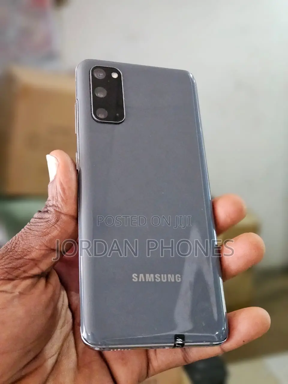 Samsung Galaxy S20 128 GB Gray