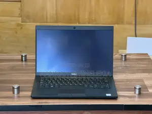 Laptop Dell Latitude 7390 8GB Intel Core i5 SSD 256GB