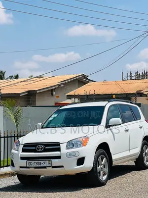 Toyota RAV4 2012 White