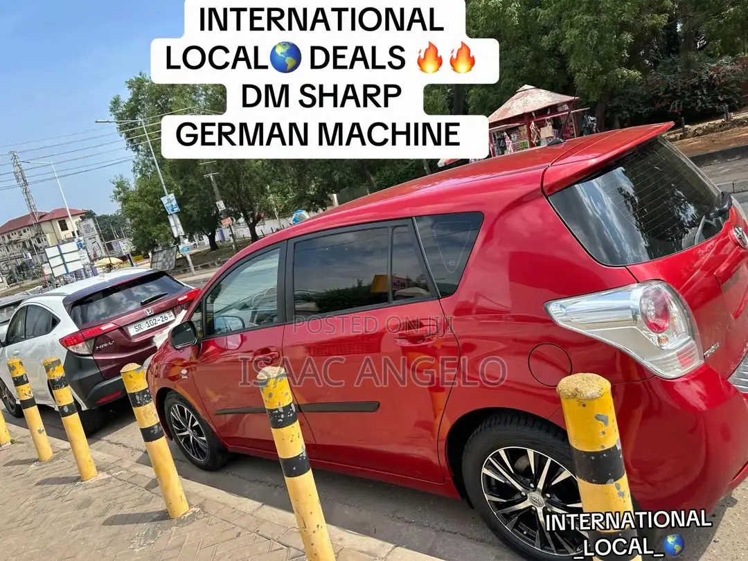 Toyota Corolla 2010 Red