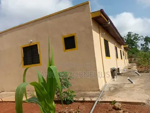 Furnished 4bdrm Villa in My Private Residence, Kumasi Metropolitan