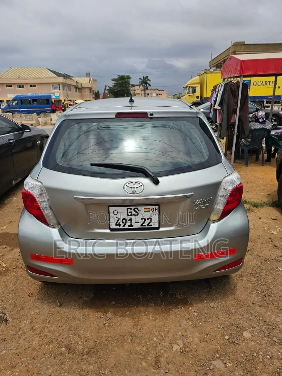 Toyota Yaris 2012 Gray