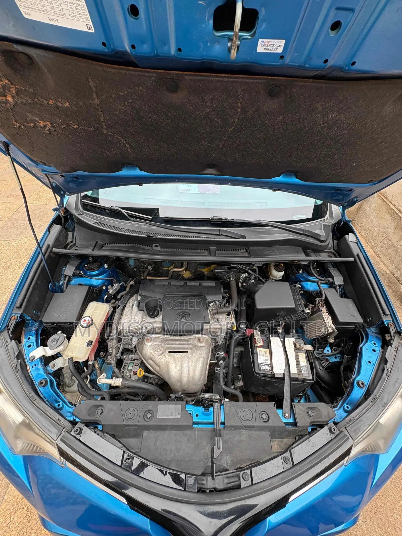 Toyota RAV4 LE 4dr SUV AWD (2.5L 4cyl 6A) 2018 Blue