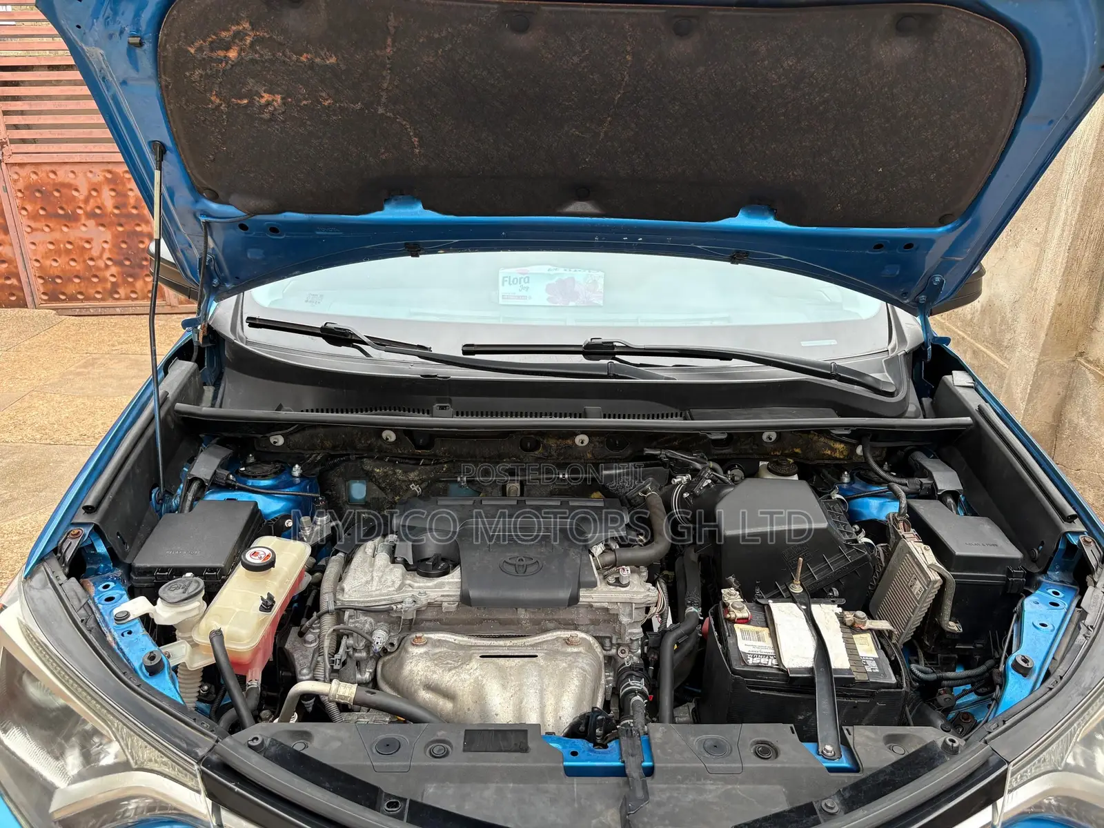 Toyota RAV4 LE 4dr SUV AWD (2.5L 4cyl 6A) 2018 Blue