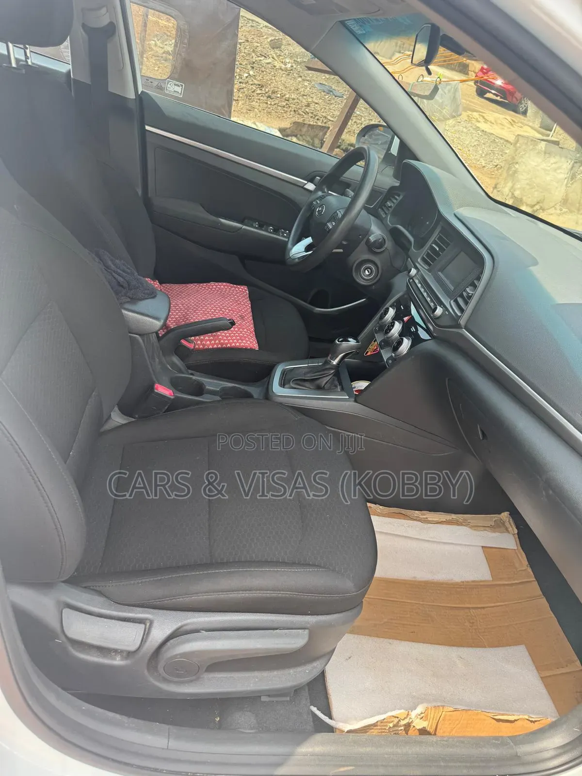 Hyundai Elantra 2019 White