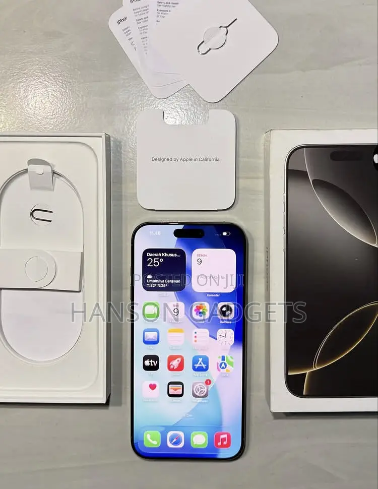 New Apple iPhone 16 Pro Max 1 TB Silver
