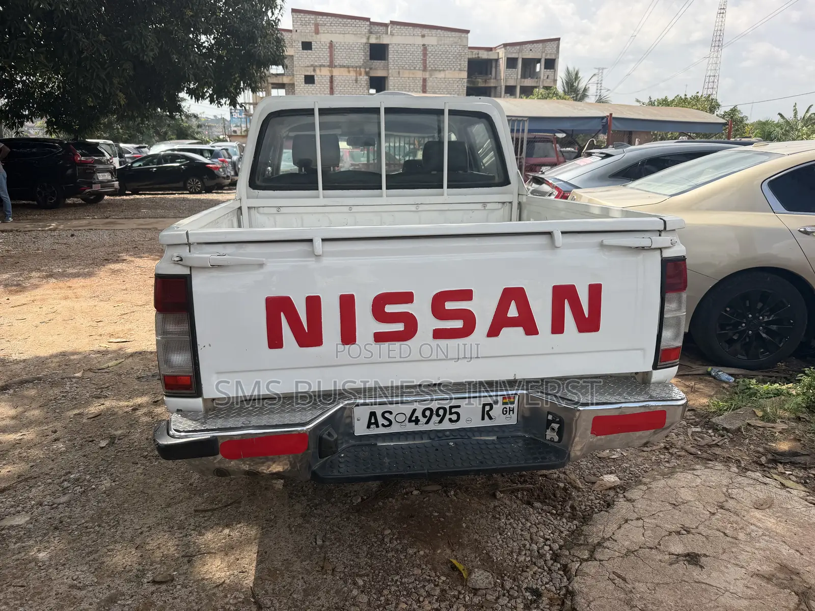 Nissan Hardbody 1998 White