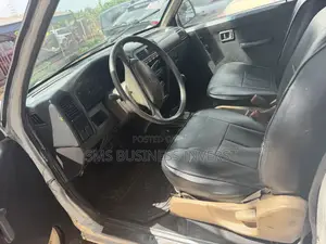Nissan Hardbody 1998 White