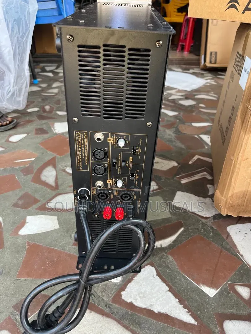 Yamaha Power Amplifier (P 9500S)