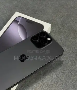 New Apple iPhone 16 Pro Max 1 TB Black