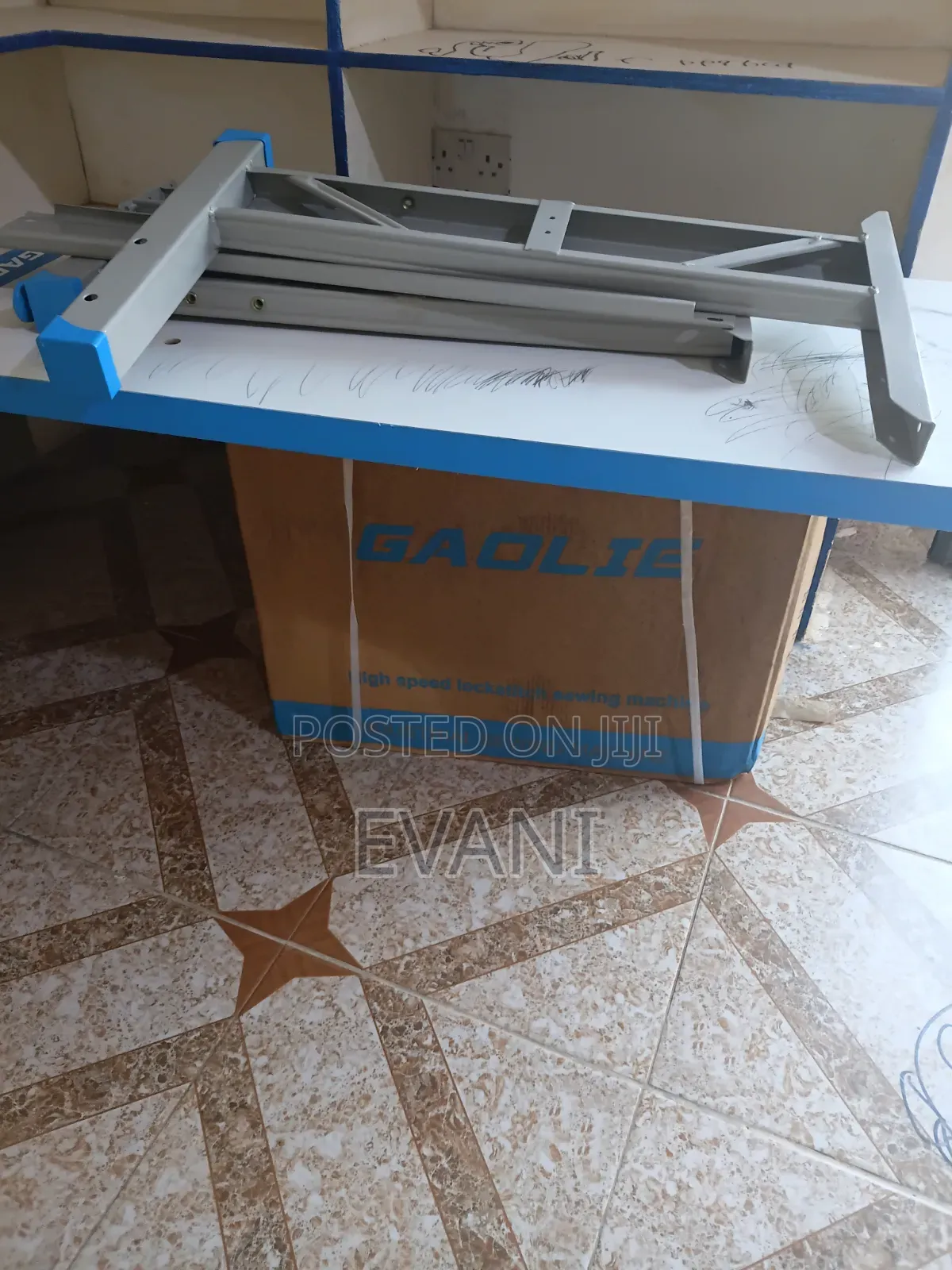 Industrial Sewing Machine