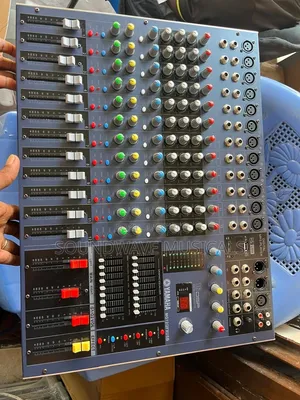 Yamaha MG 12/2Fx USB (12 Channel)