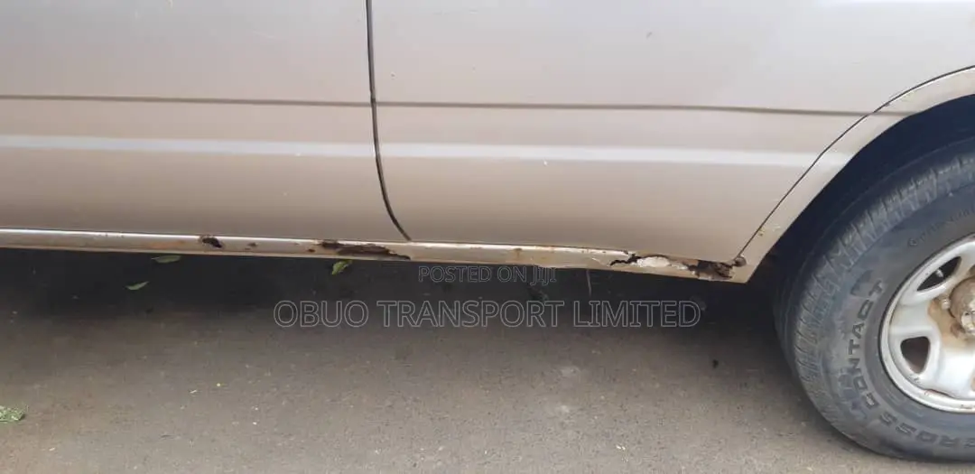 Toyota Land Cruiser HDJ 100 1999 Silver