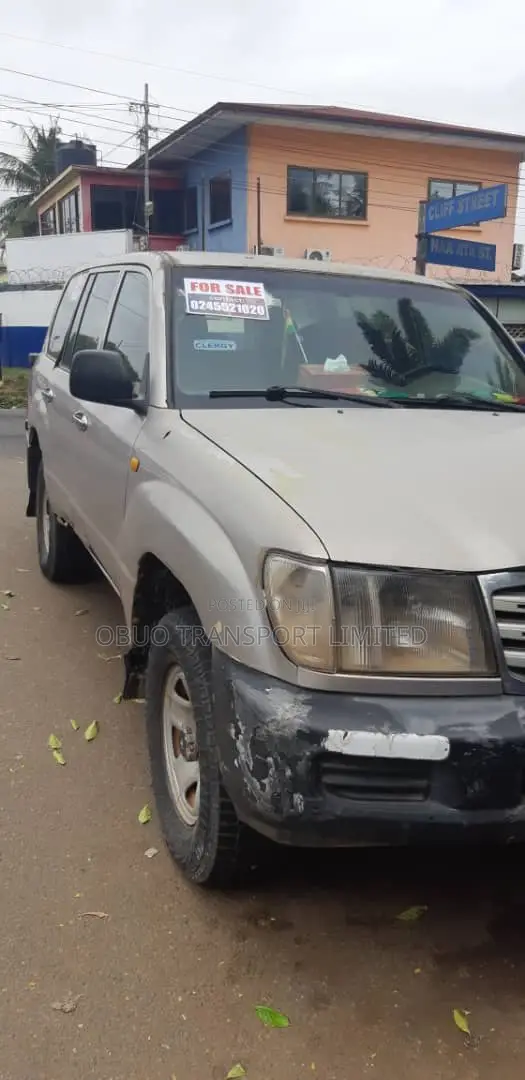 Toyota Land Cruiser HDJ 100 1999 Silver