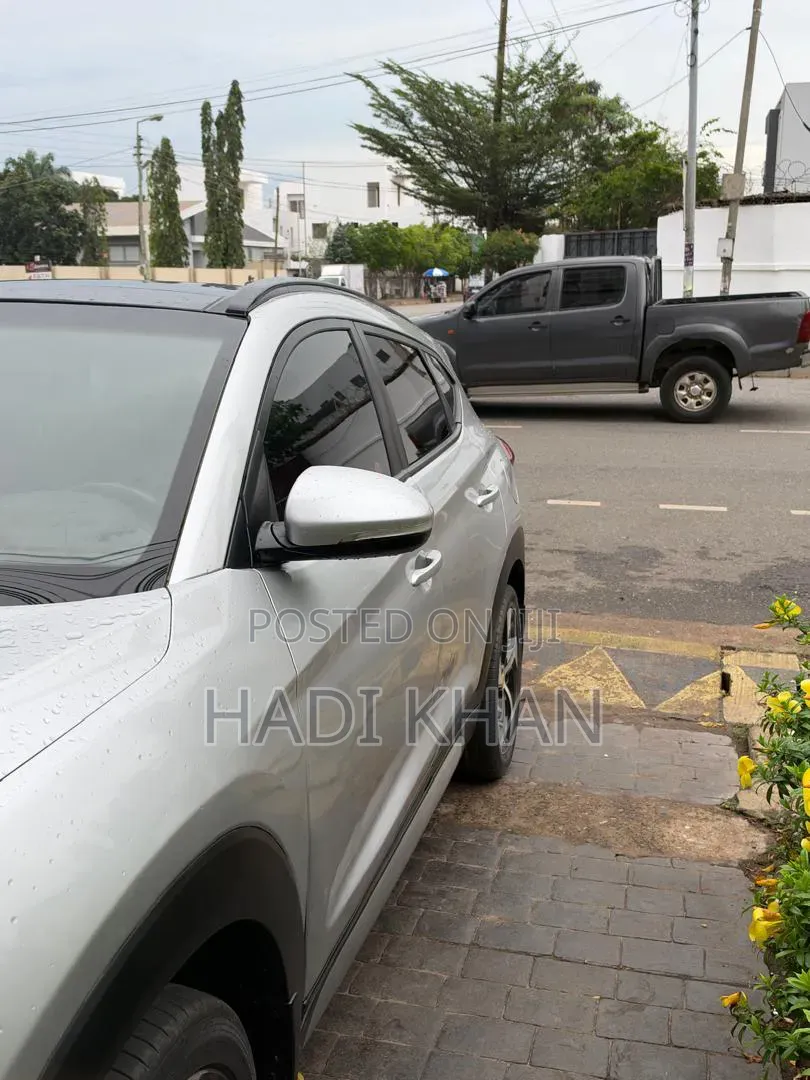 Hyundai Tucson Limited AWD 2018 Silver