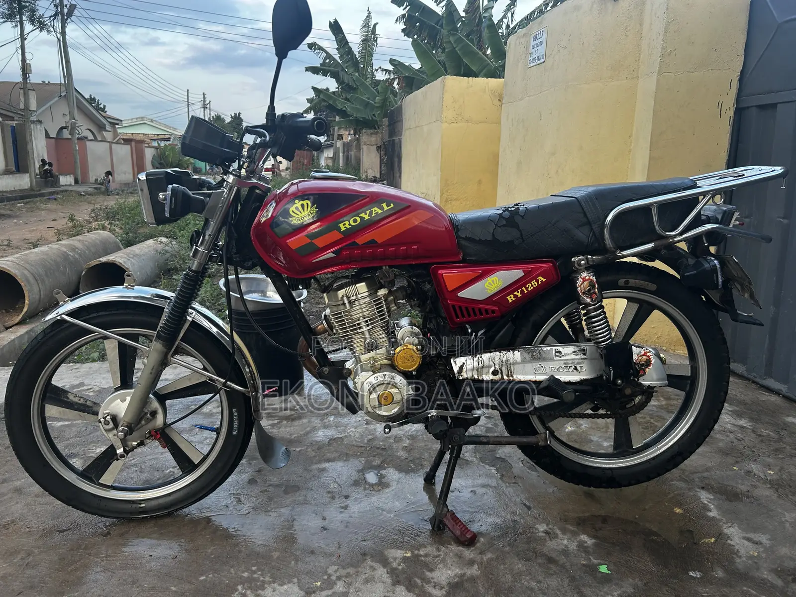 Royal RY125 2022 Red