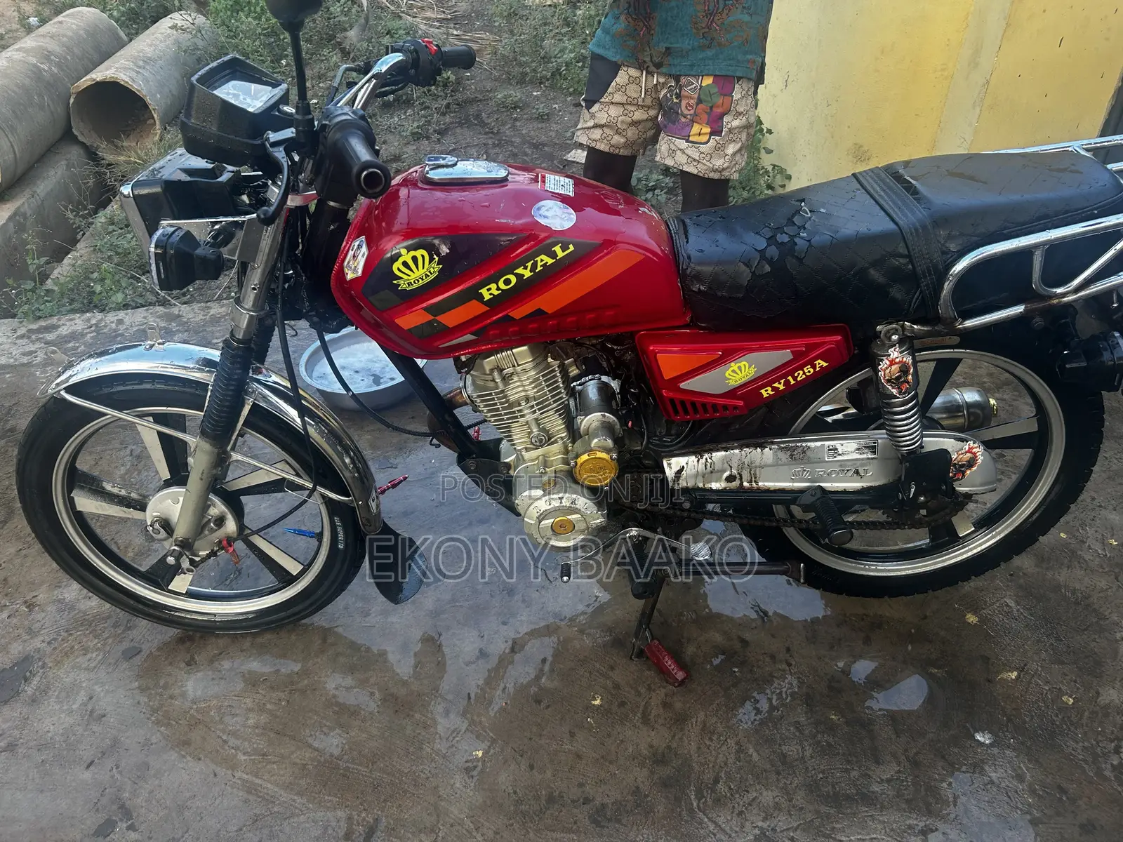 Royal RY125 2022 Red