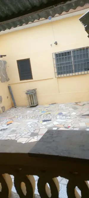 Mini Flat in Cold Store for rent
