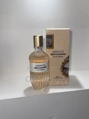 Essence Domoiselle