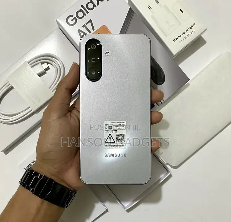 New Samsung Galaxy A17 5G 256 GB Gray