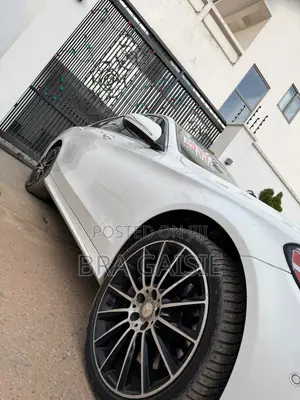 Mercedes-Benz C400 4Matic AWD Sedan (3.0L V6 7A) 2015 White