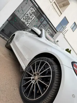 Mercedes-Benz C400 4Matic AWD Sedan (3.0L V6 7A) 2015 White