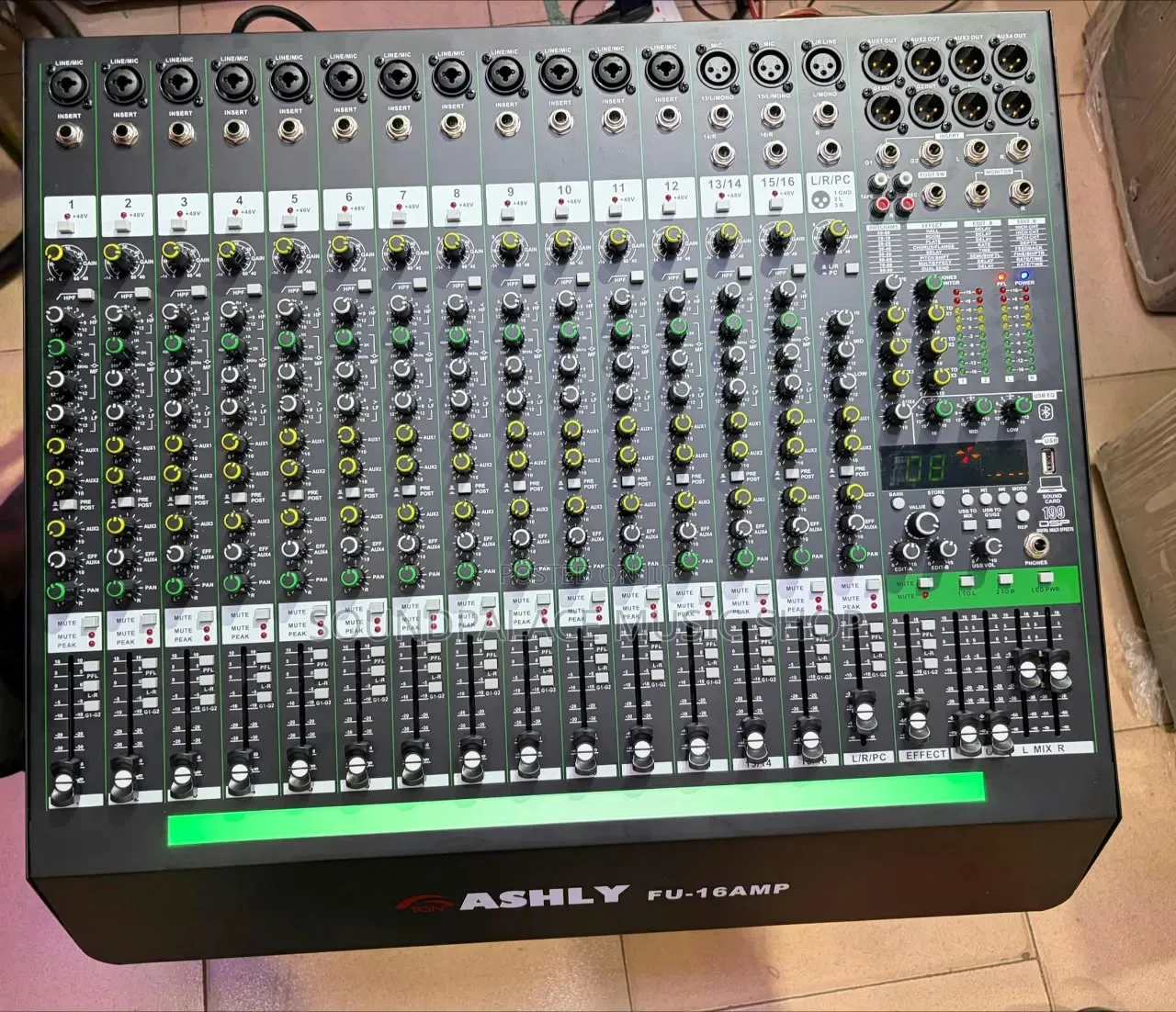 Ashly 16channel Powered Mixer