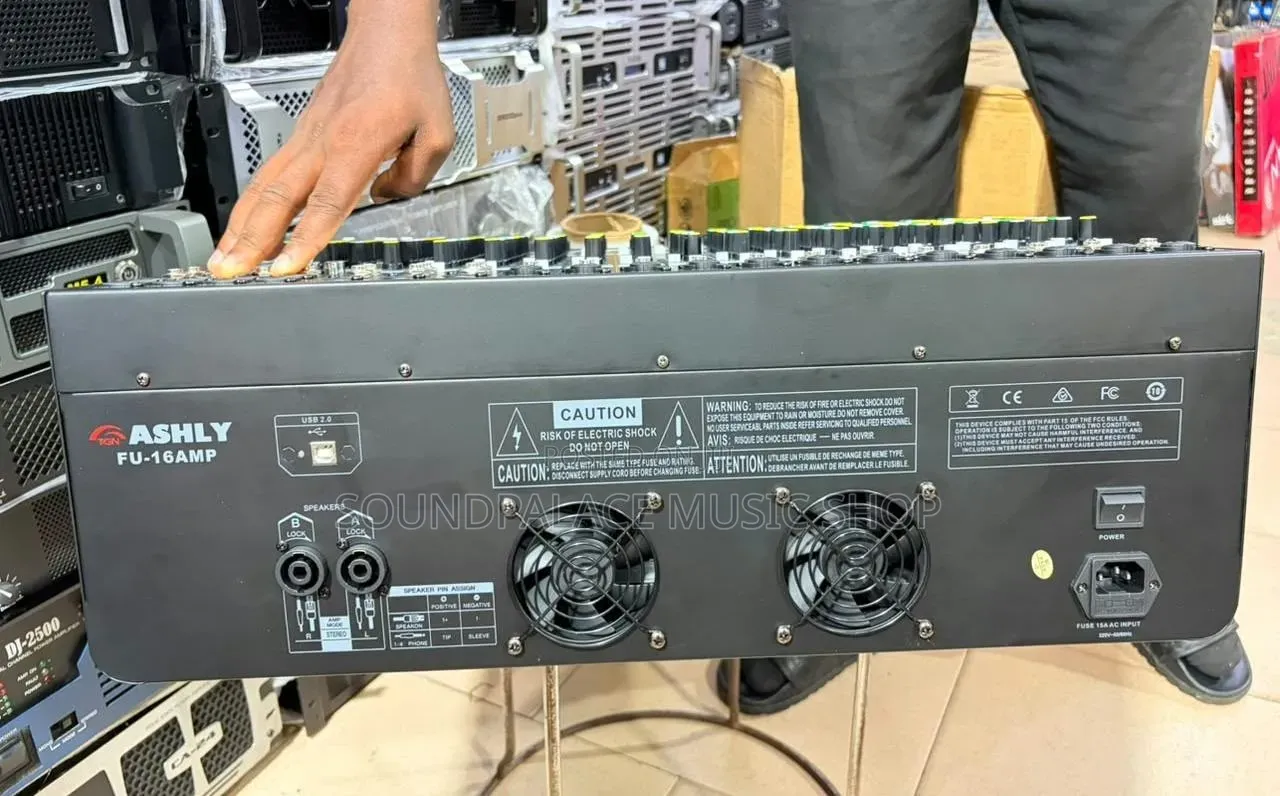Ashly 16channel Powered Mixer