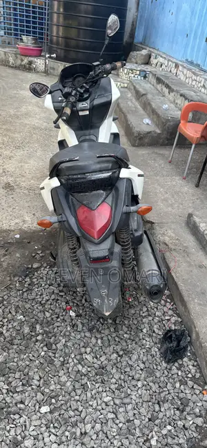 Honda 2012 White