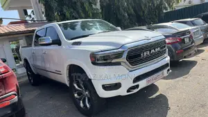 RAM 1500 2020 White