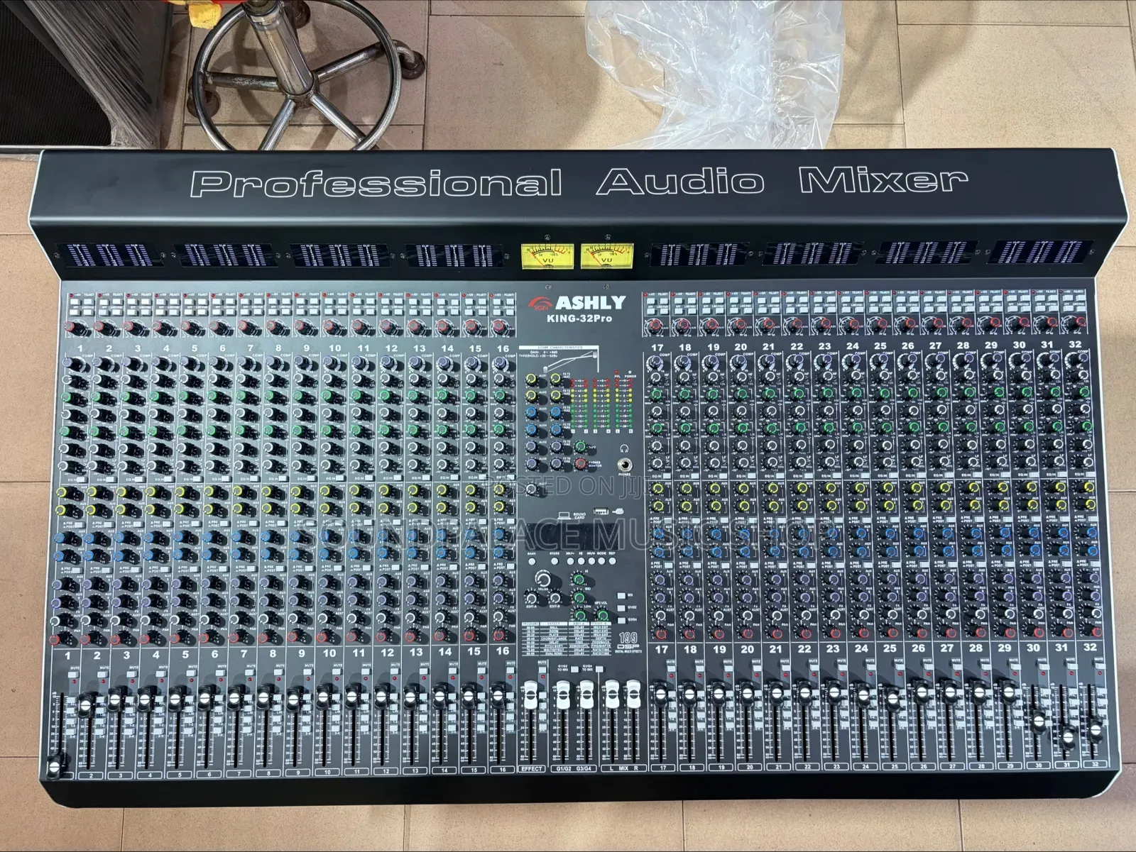 Ashley King-32Pro Professional 32-Channel Analog Audio Mixer