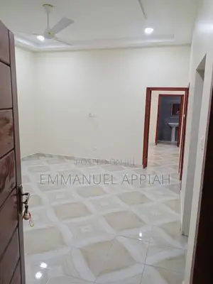 1bdrm Room & Parlour in Amasaman 3 Junction, Accra Metropolitan