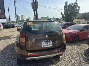 Renault Duster 2015 Brown
