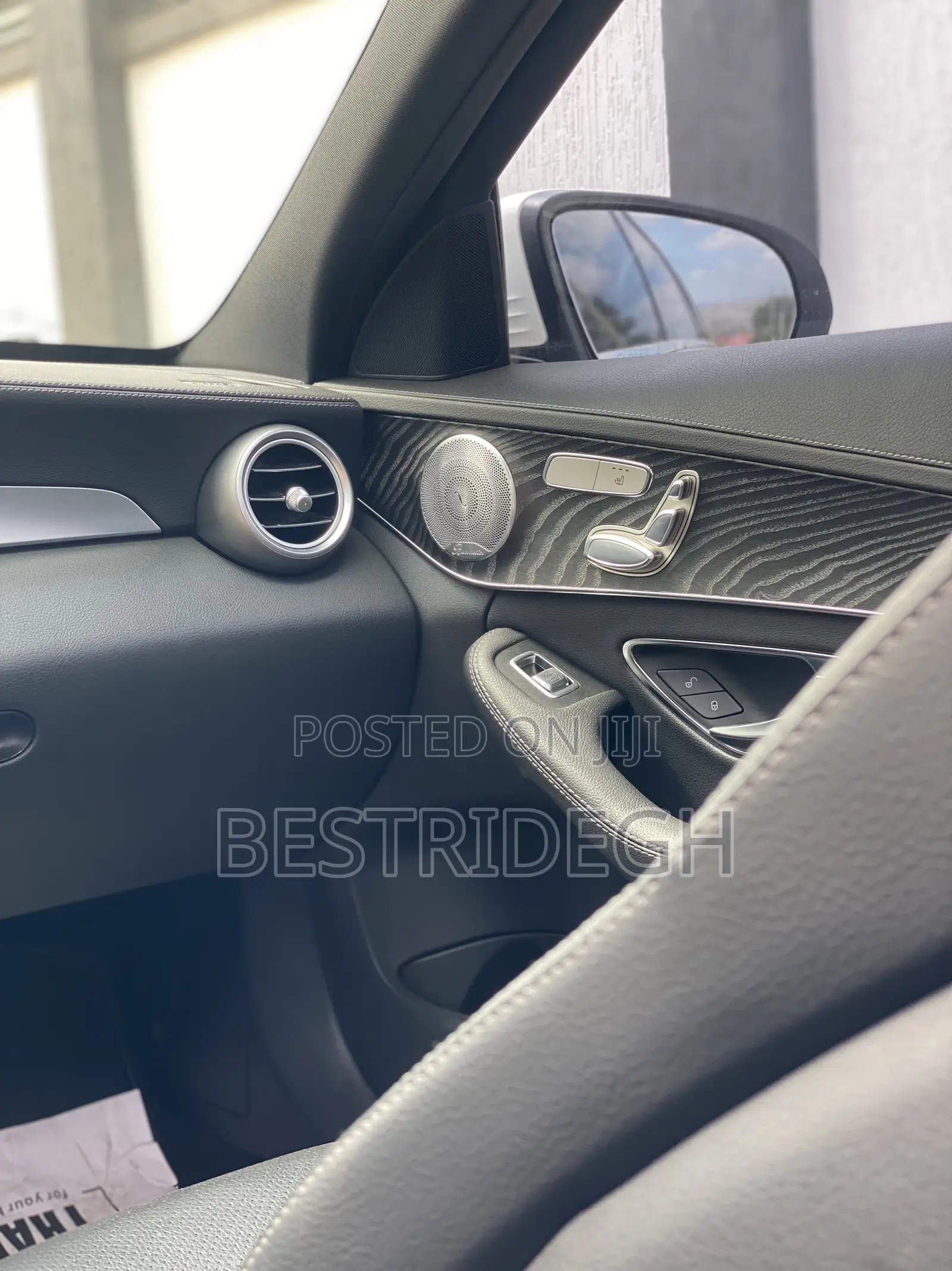 Mercedes-Benz C300 Luxury 4Matic Sedan AWD (2.0L 4cyl 7A) 2016 White