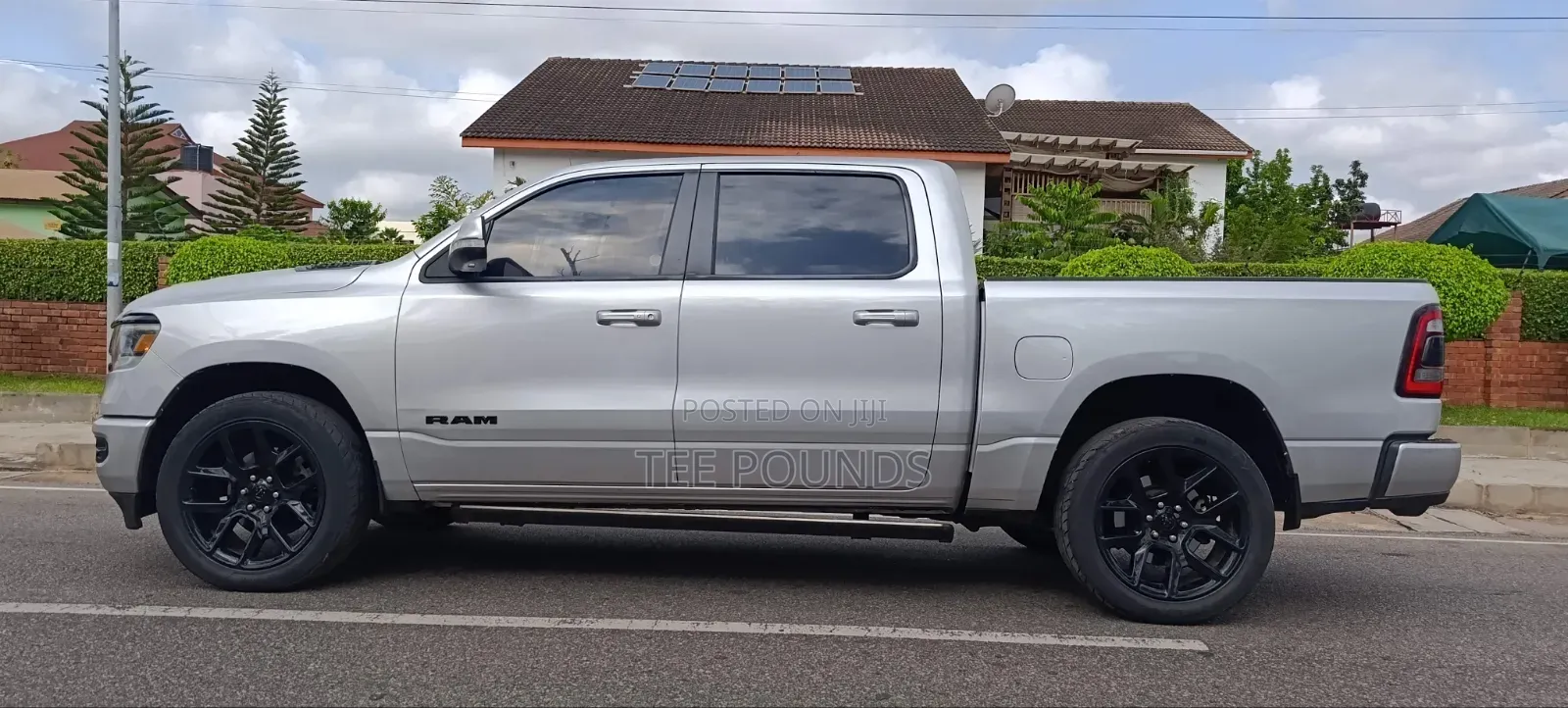 Dodge RAM 1500 5.7 Petrol AWD 2022 Silver