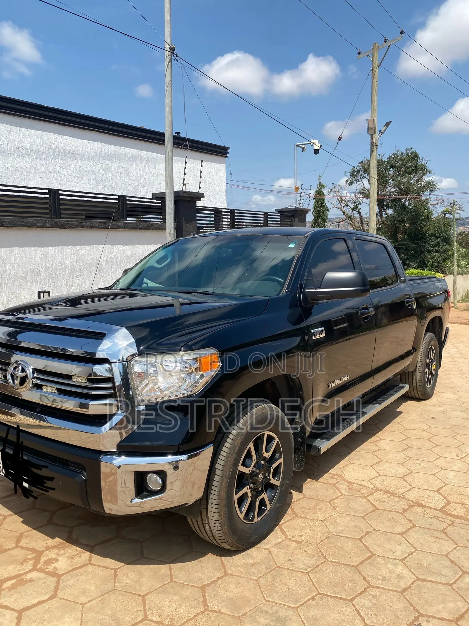 Toyota Tundra 2016 Black