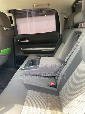 Toyota Tundra 2016 Black
