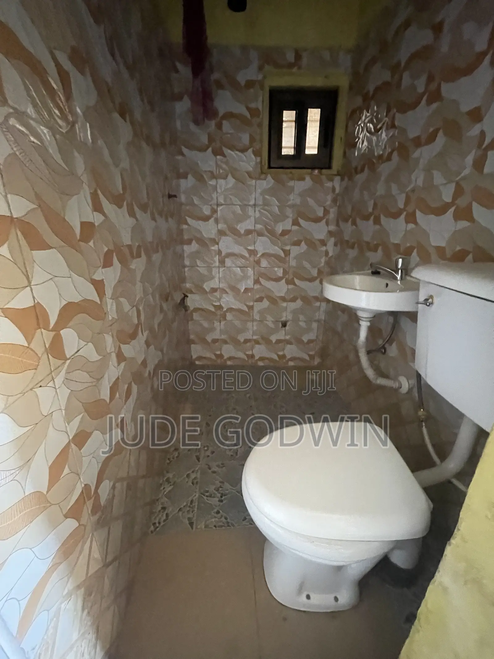 1bdrm House in Tse Addo, Burma Camp for rent