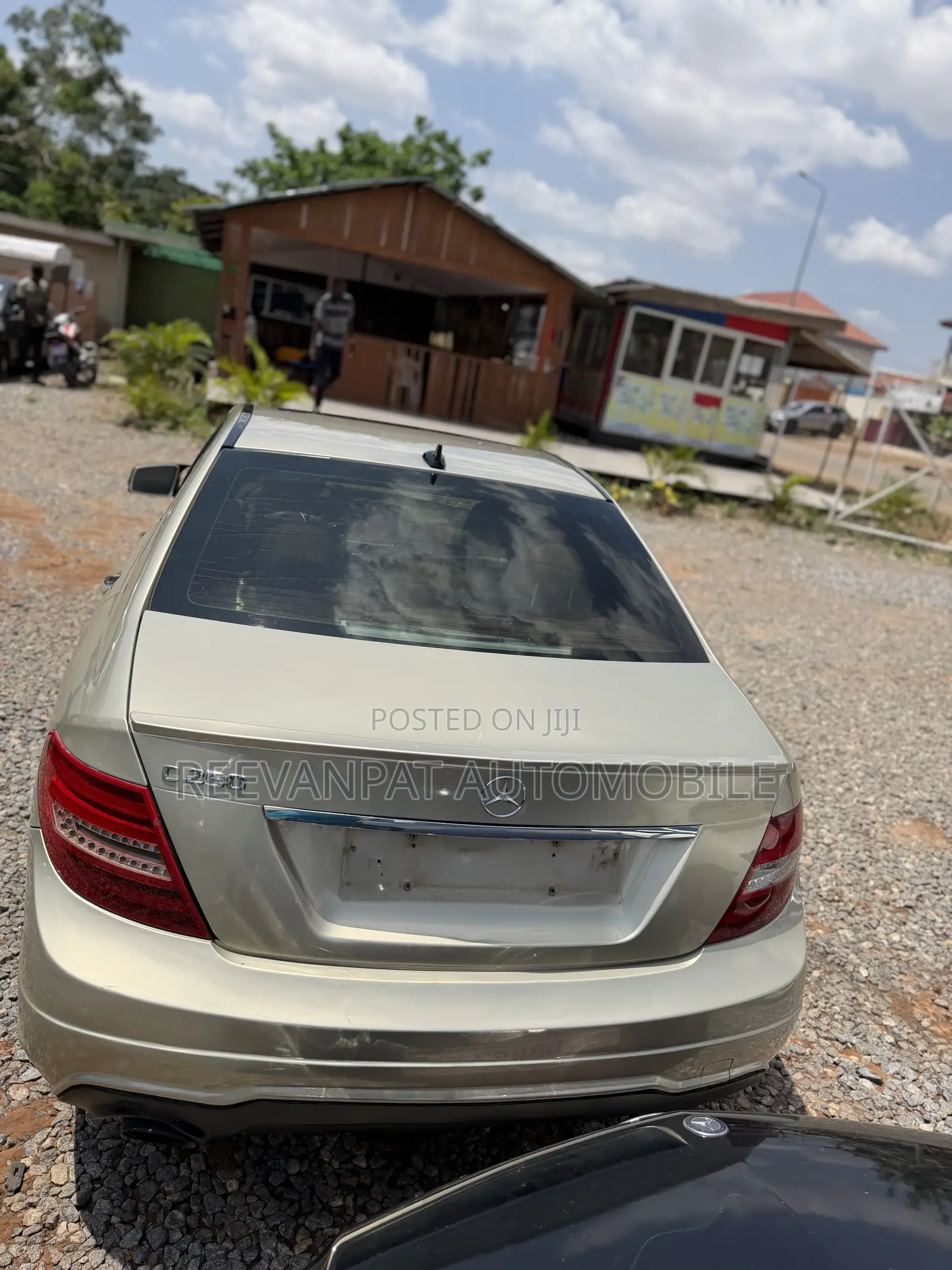 Mercedes-Benz C250 2013 Brown
