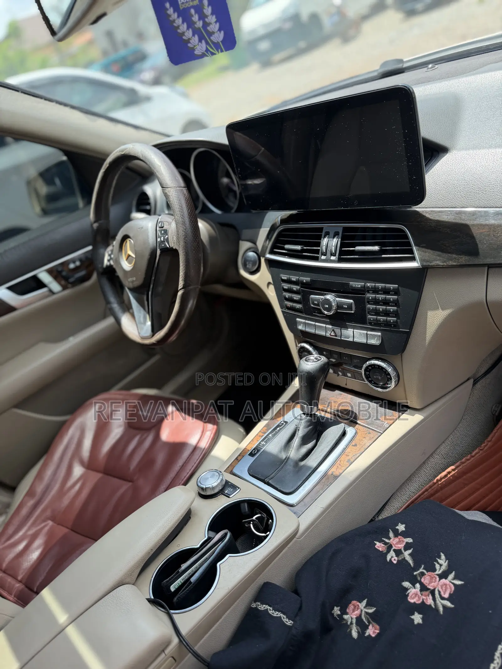 Mercedes-Benz C250 2013 Brown