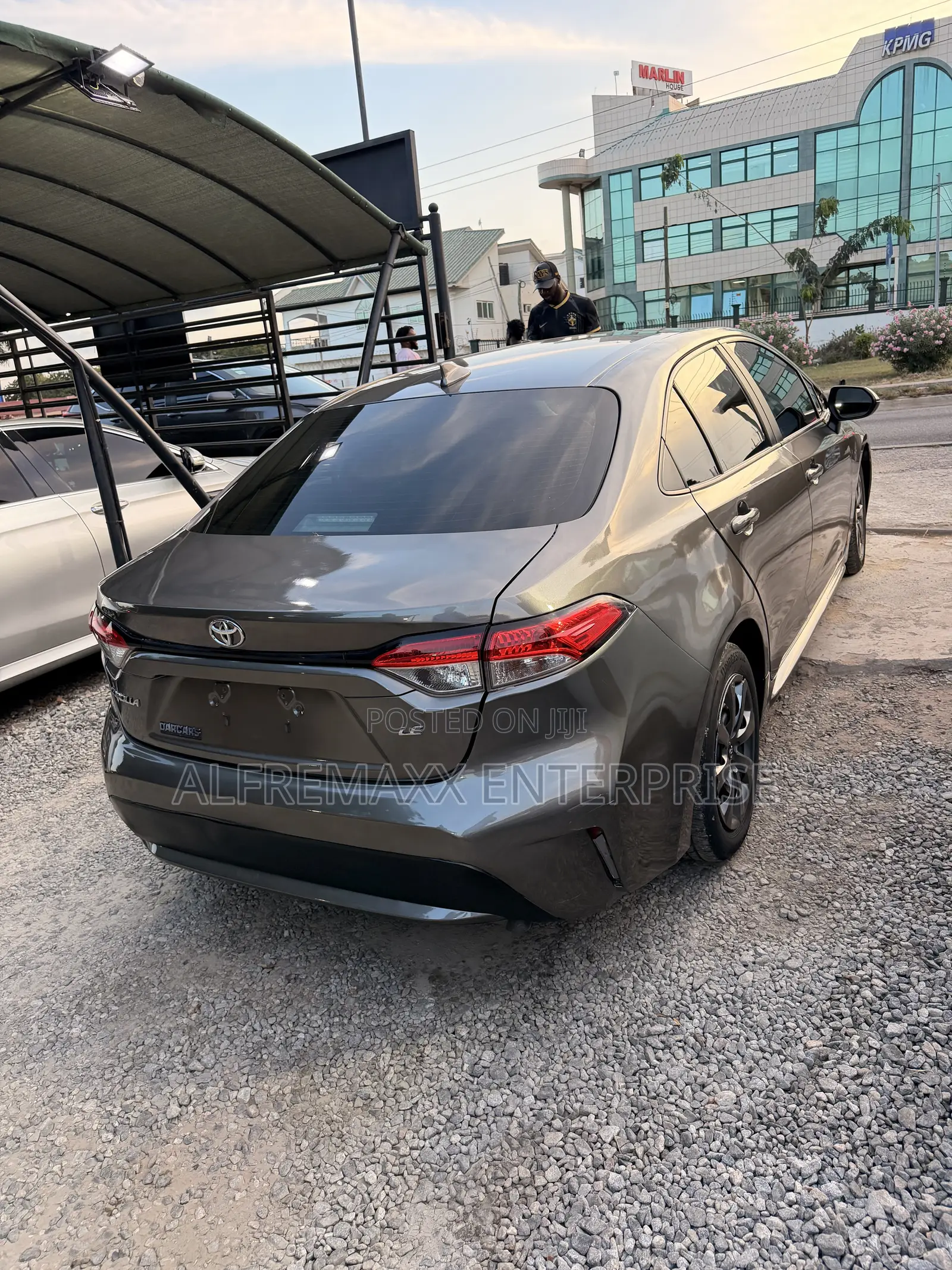 Toyota Corolla LE 2020 Green