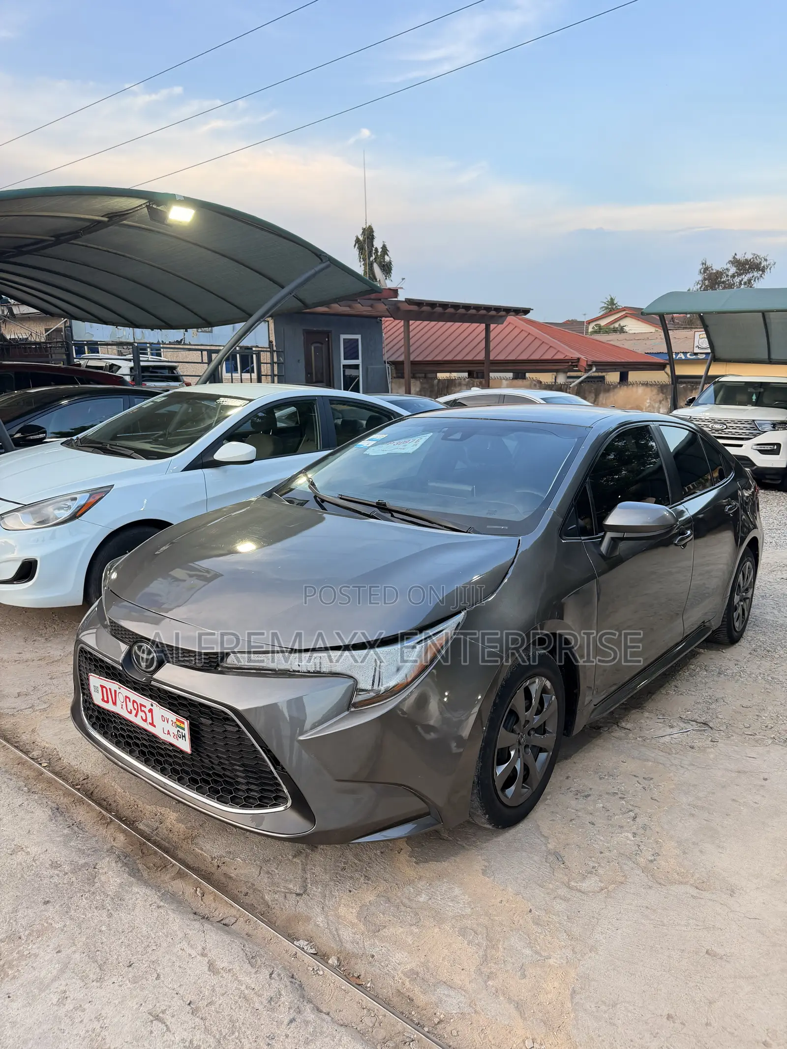 Toyota Corolla LE 2020 Green