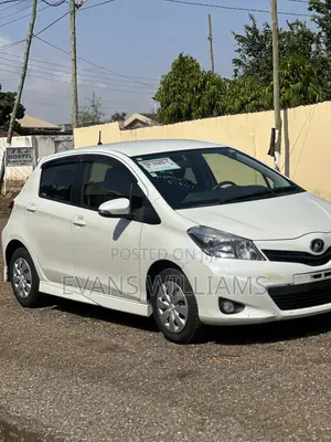 Toyota Vitz 1.3 FWD 5dr 2014 White