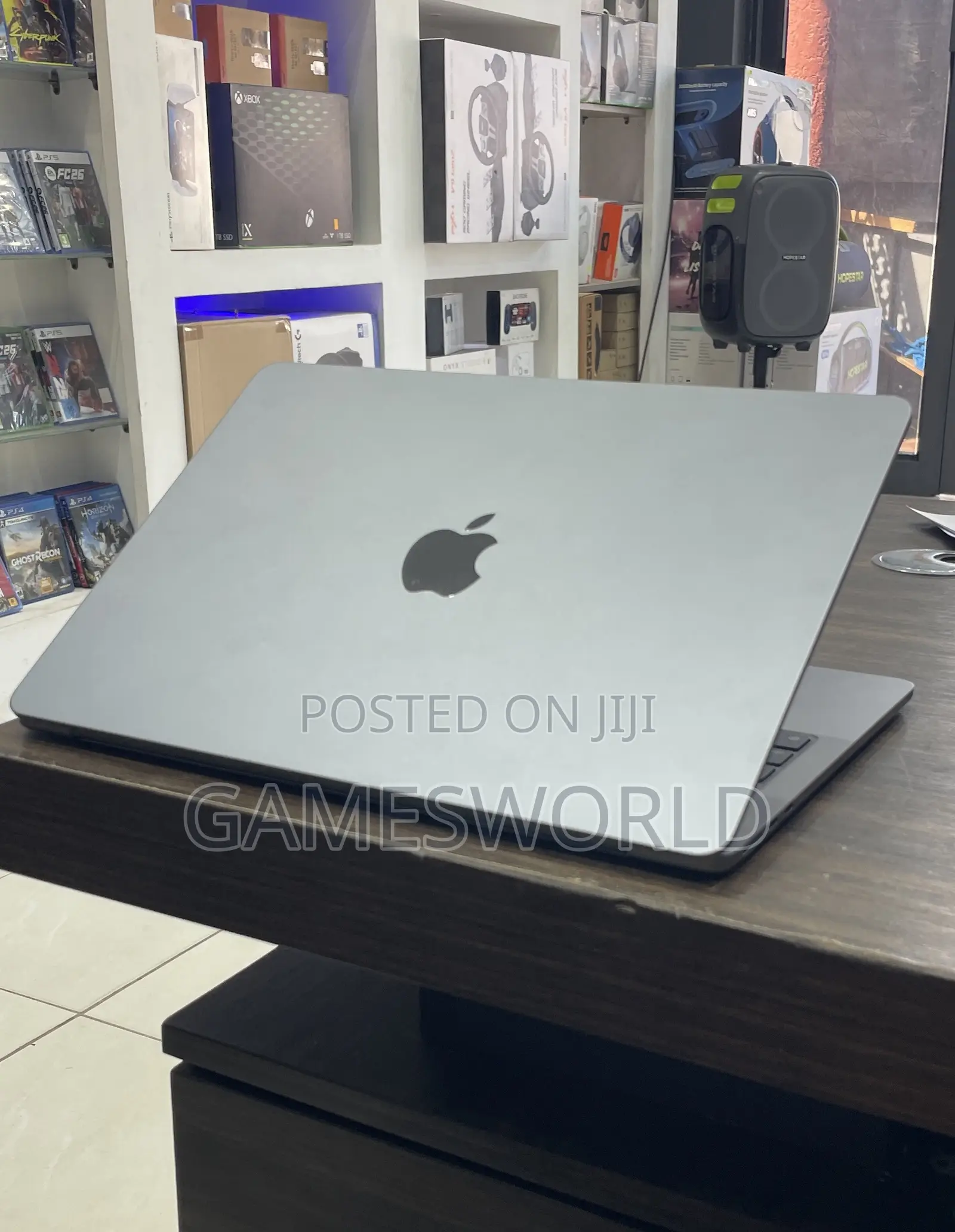 Laptop Apple MacBook Air 2022 M2 8GB Apple M2 SSD 256GB