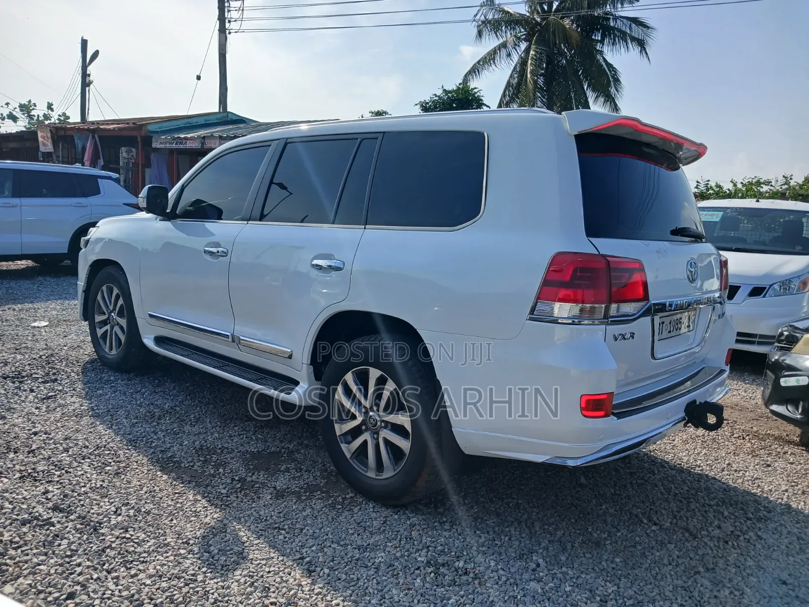 Toyota Land Cruiser 2013 White