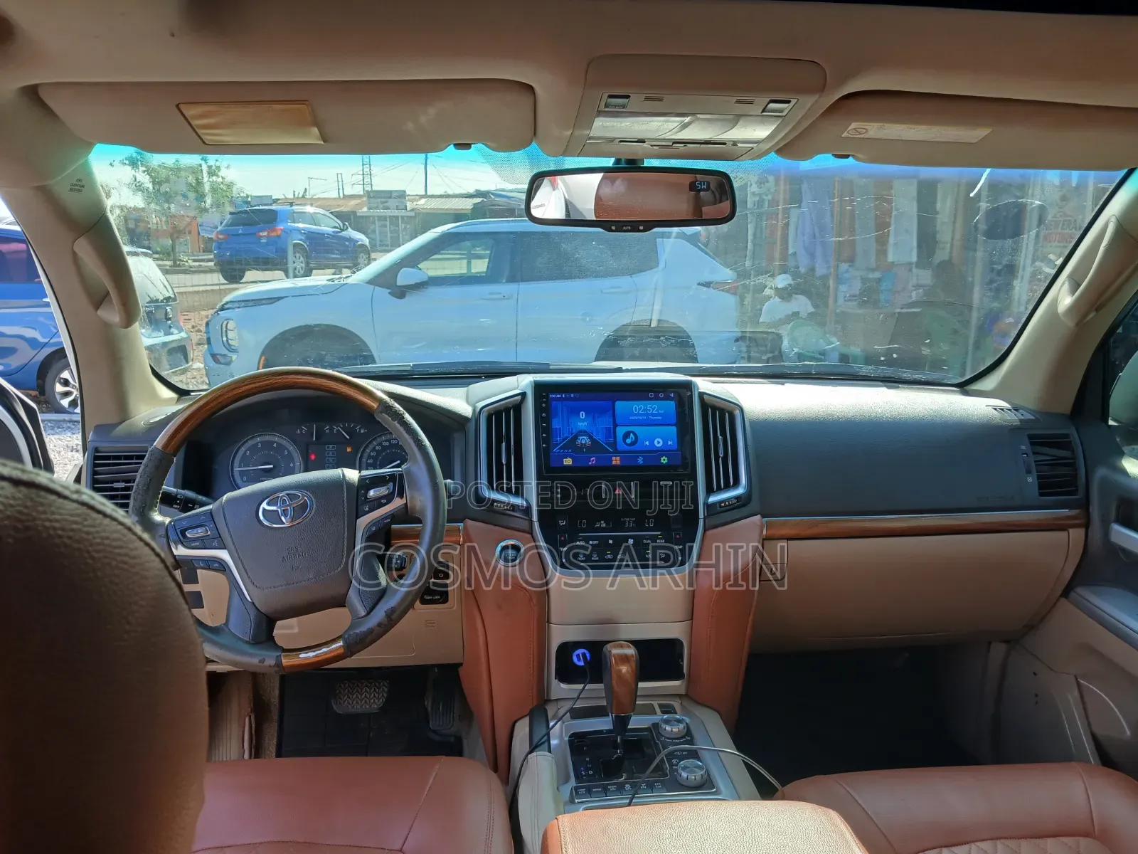Toyota Land Cruiser 2013 White