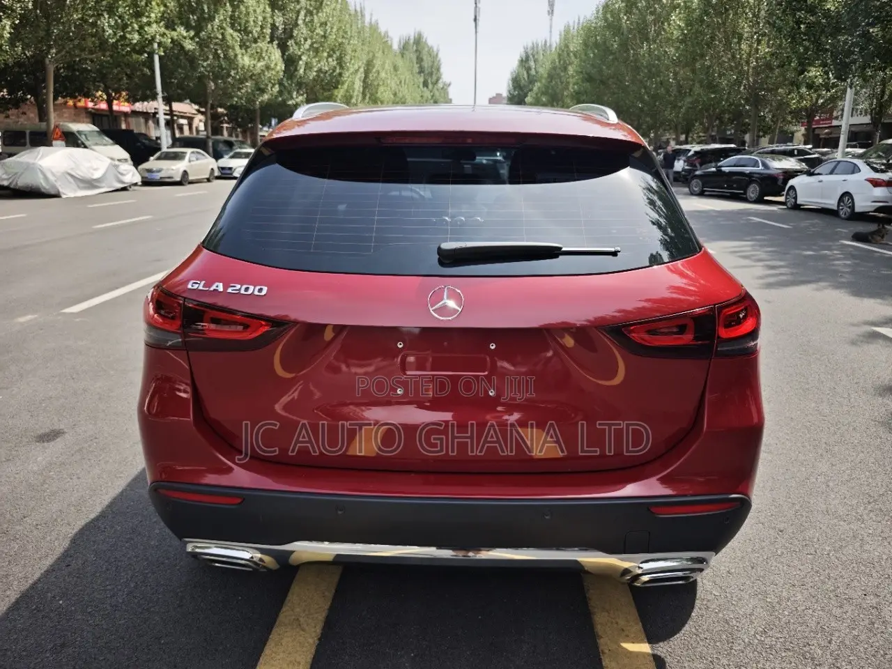Mercedes-Benz GLA-Class 2022 Red