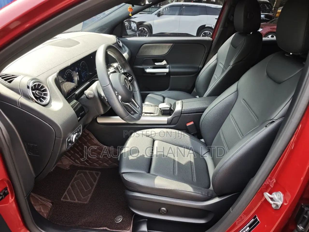 Mercedes-Benz GLA-Class 2022 Red