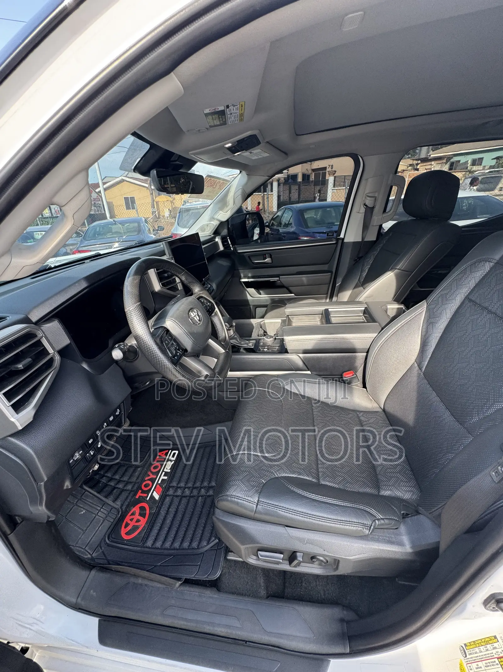 Toyota Tundra Limited CrewMax 5.5' Bed 2024 White