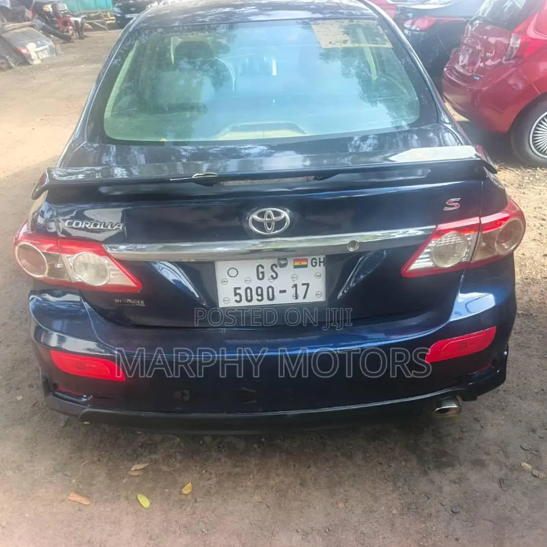 Toyota Corolla 2013 Blue